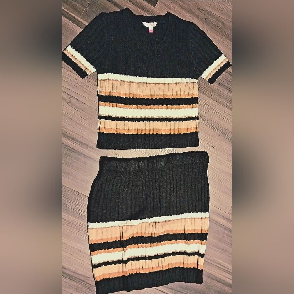 𝅺Women's knitted skirt outfit